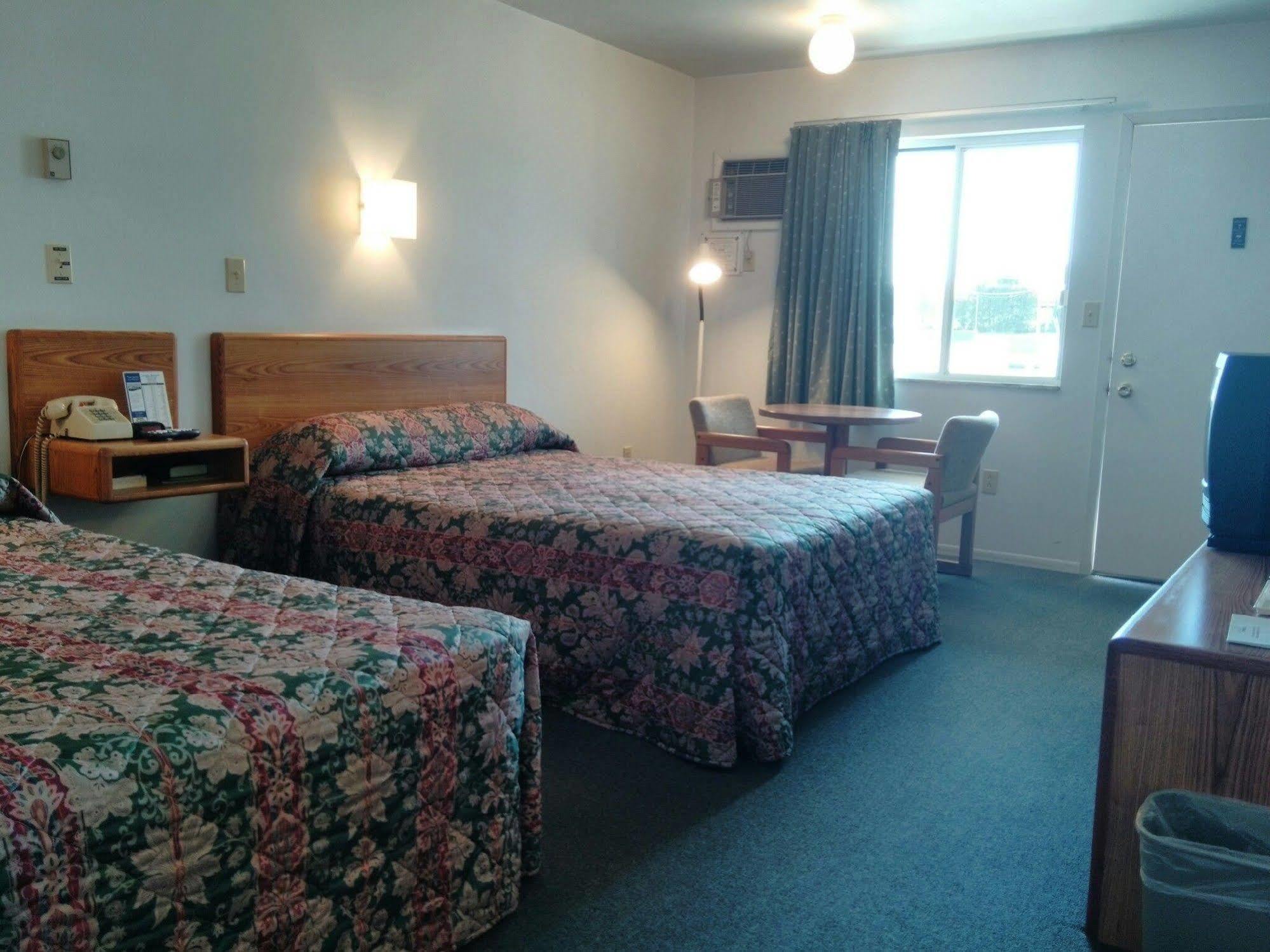 Aurora Borealis Motel 2*